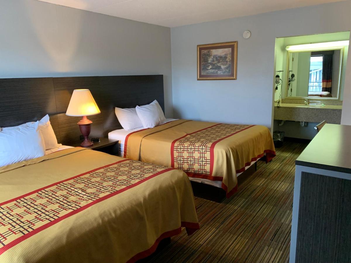 Pigeon Forge Parkway Inn Exteriör bild